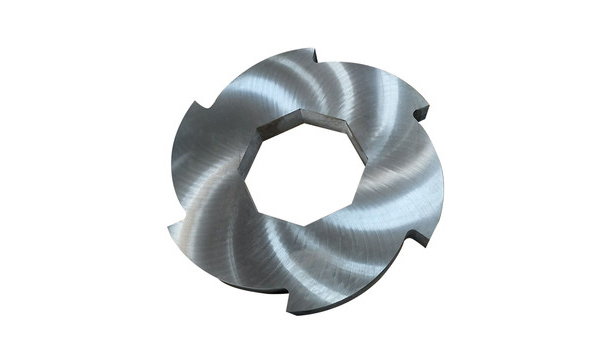 使用單軸撕碎機刀片時應該注意什么